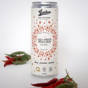 Sparkling spicy fruit water with strawberry, raspberry and rhubarb